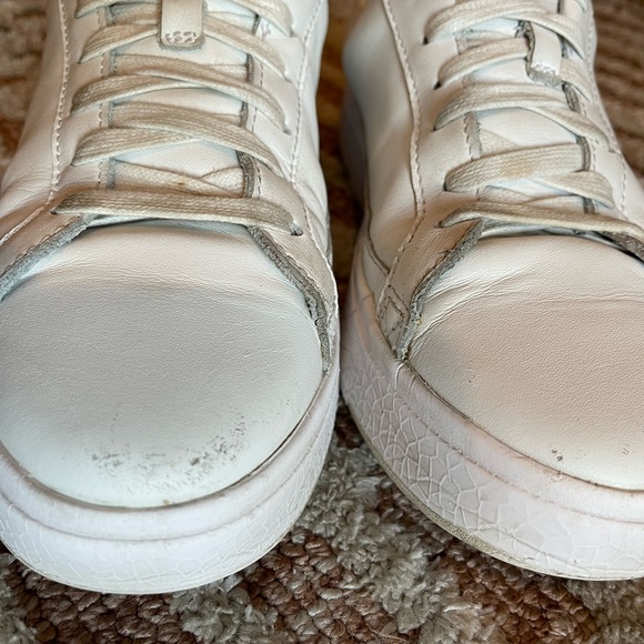 Kizik Vegas Walking Shoe - Picture 8 of 9